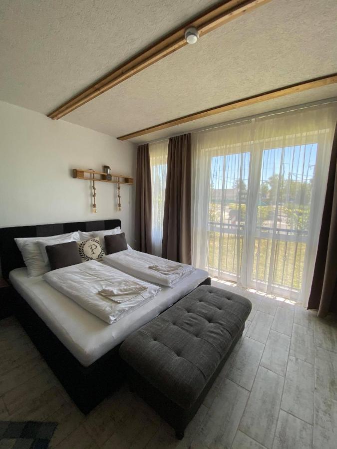 Platan Apartmanhaz Balatongyörök Extérieur photo